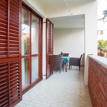 Διαμέρισμα Puh *